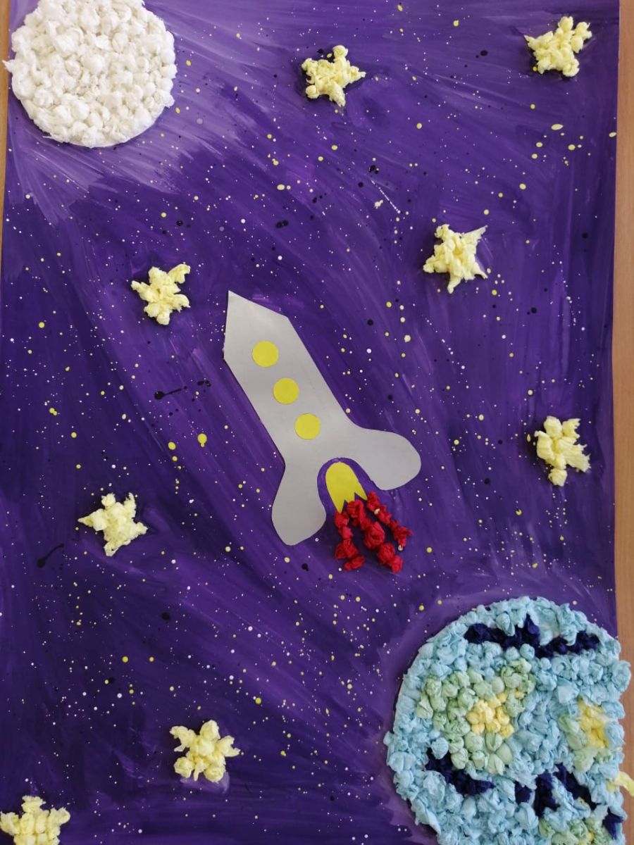 Аппликация ко Дню космонавтики в детском саду